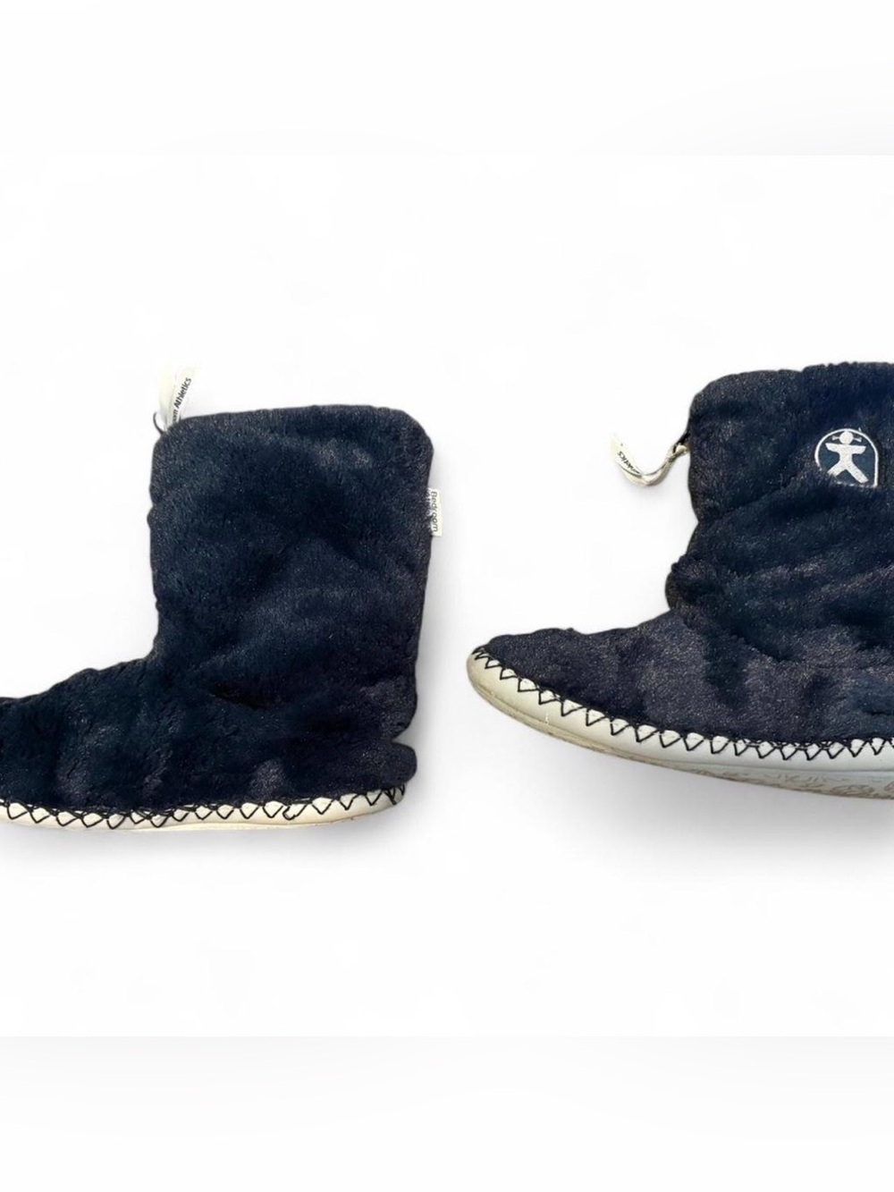 Bedroom Athletics Plush NavyWomen’s Bootie Slippers with Soft Sole - Picture 2 of 4